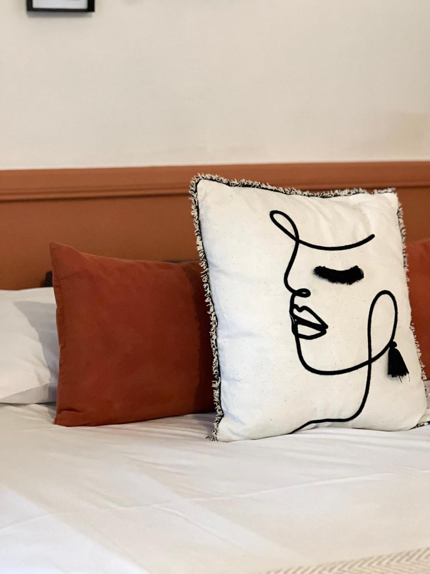 Le Chalotais, Hyper Centre De Rennes Apartment Ngoại thất bức ảnh